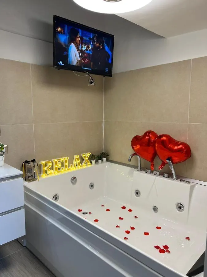Petite Suite Napoli 0*,  Italien