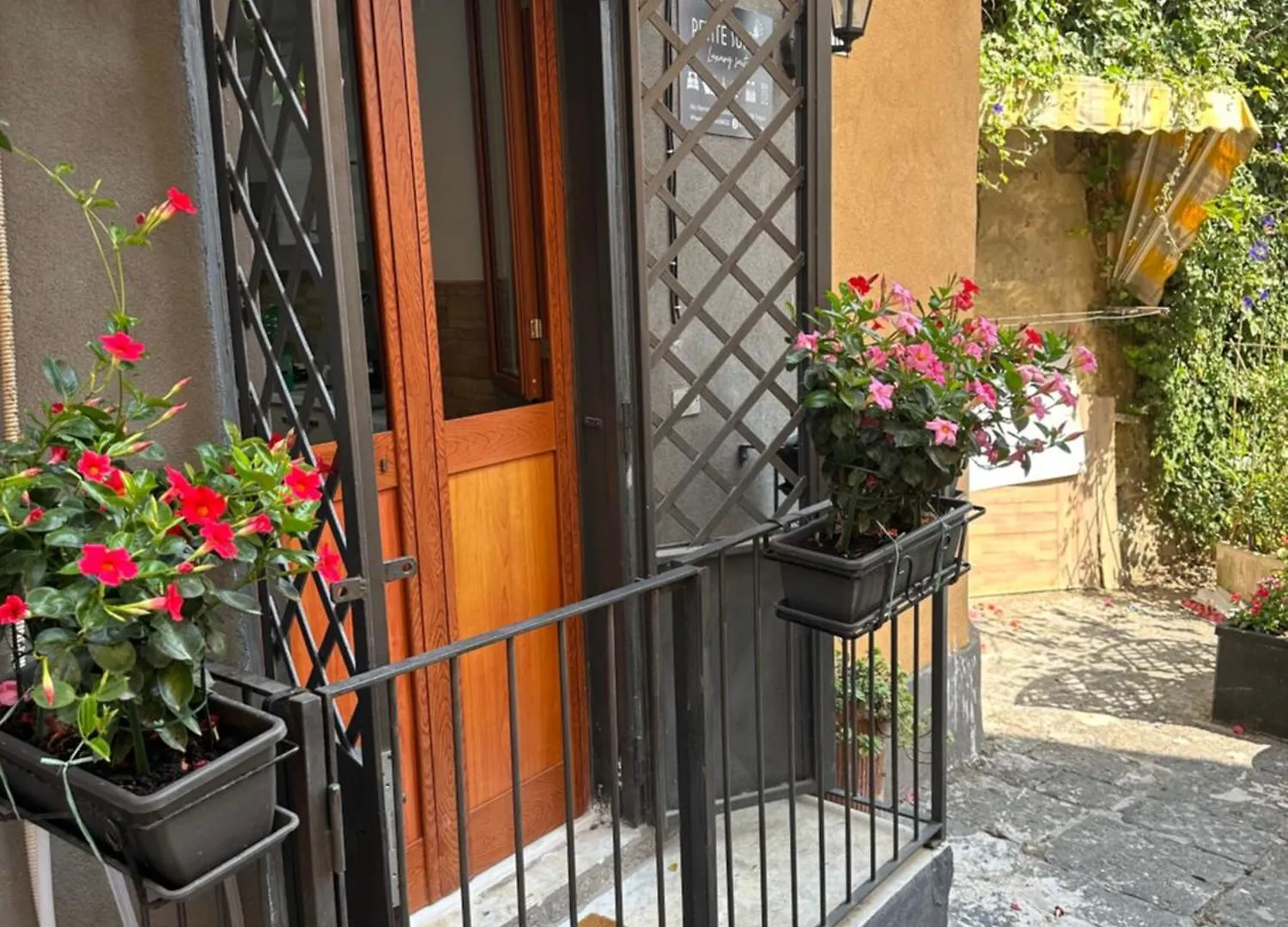 Petite Suite Napoli Italien